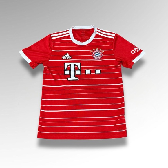 adidas FC Bayern 22/23 Home Soccer Jersey 🇩🇪 - Picture 1 of 6